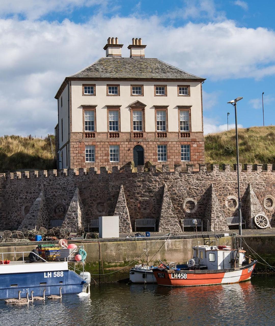Merchant'S House - Large Two Floor Apartment!! Sleeps Up To 11 People, First Floor Available Separately, Sleeping 2 People At A Reduced Rate!!! Eyemouth Bagian luar foto